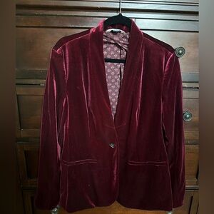 Velvety One-Button Blazer